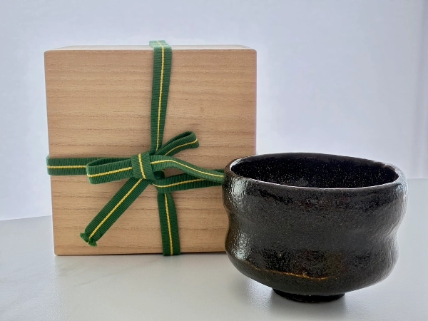 Antique Kuro-Raku Chawan from Kyoto - One piece only.