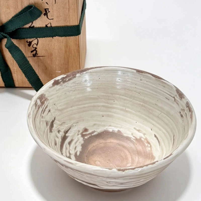 SOLD OUT: Hakeme Chawan by Yasuda Tomohiko – One piece only. - Image 2