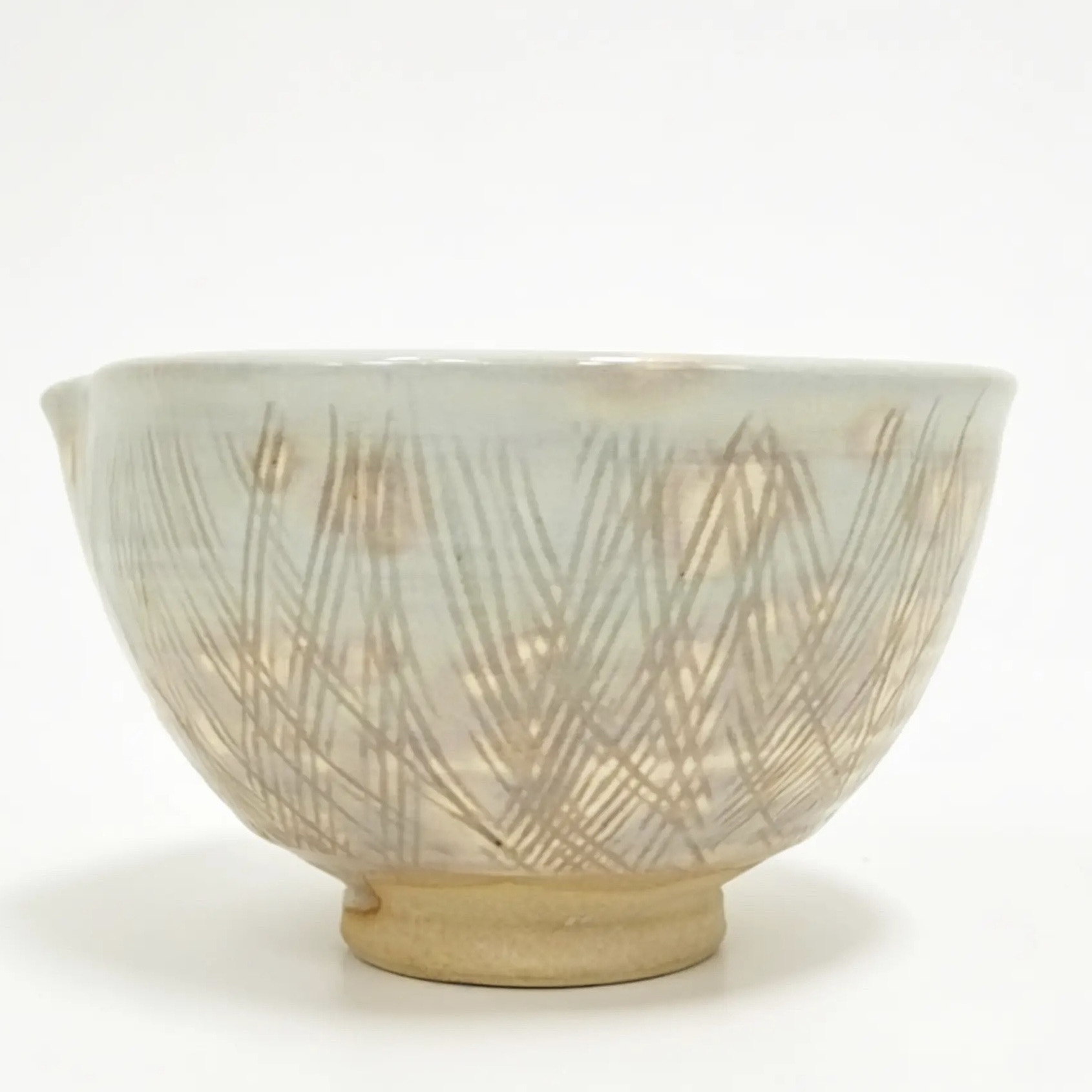 Gohonde Kinkai Katakuchi Chawan by Seiwa Kiln - One piece only. - Image 4