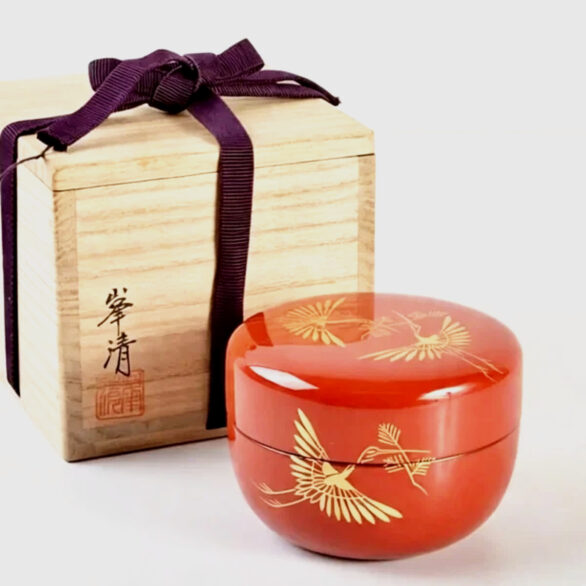 Shinsui Natsume Vermilion Lacquer with Crane Maki-e